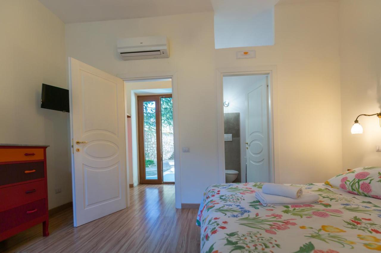 מטה Villa La Quercia מראה חיצוני תמונה